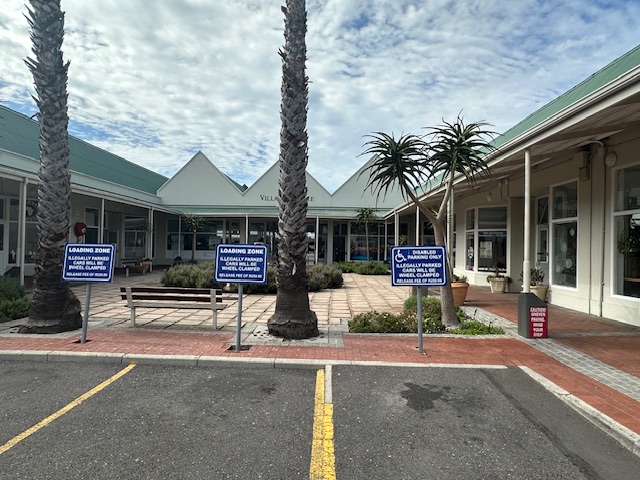 To Let commercial Property for Rent in Plumstead Western Cape